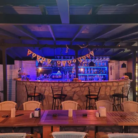 Club Mel فندق مرمريس
